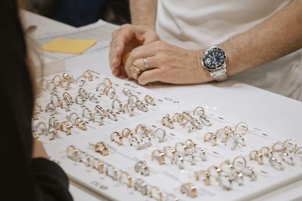 Joyas de boda en el stand de Aranjoya en Nupzial. 